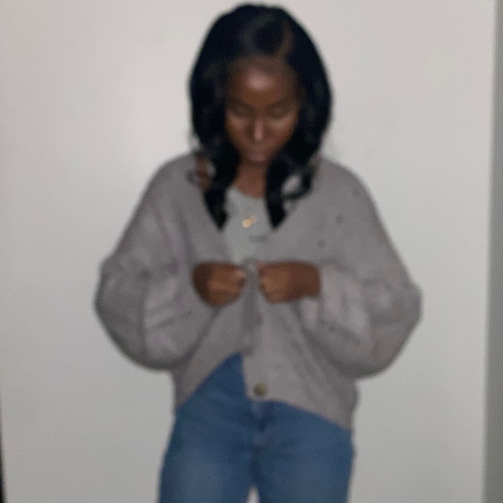 Meet your Posher, Tia